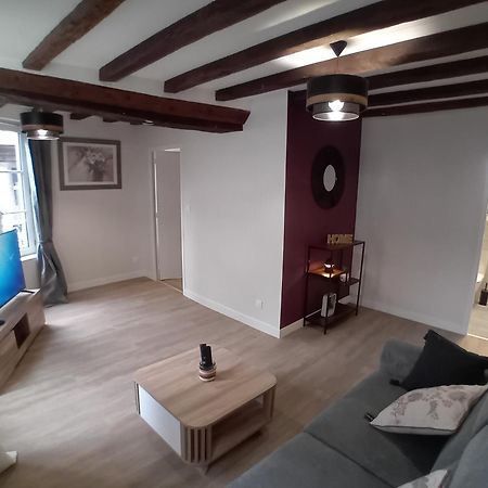 Appartement Le Vieux Laval à Laval  Extérieur photo