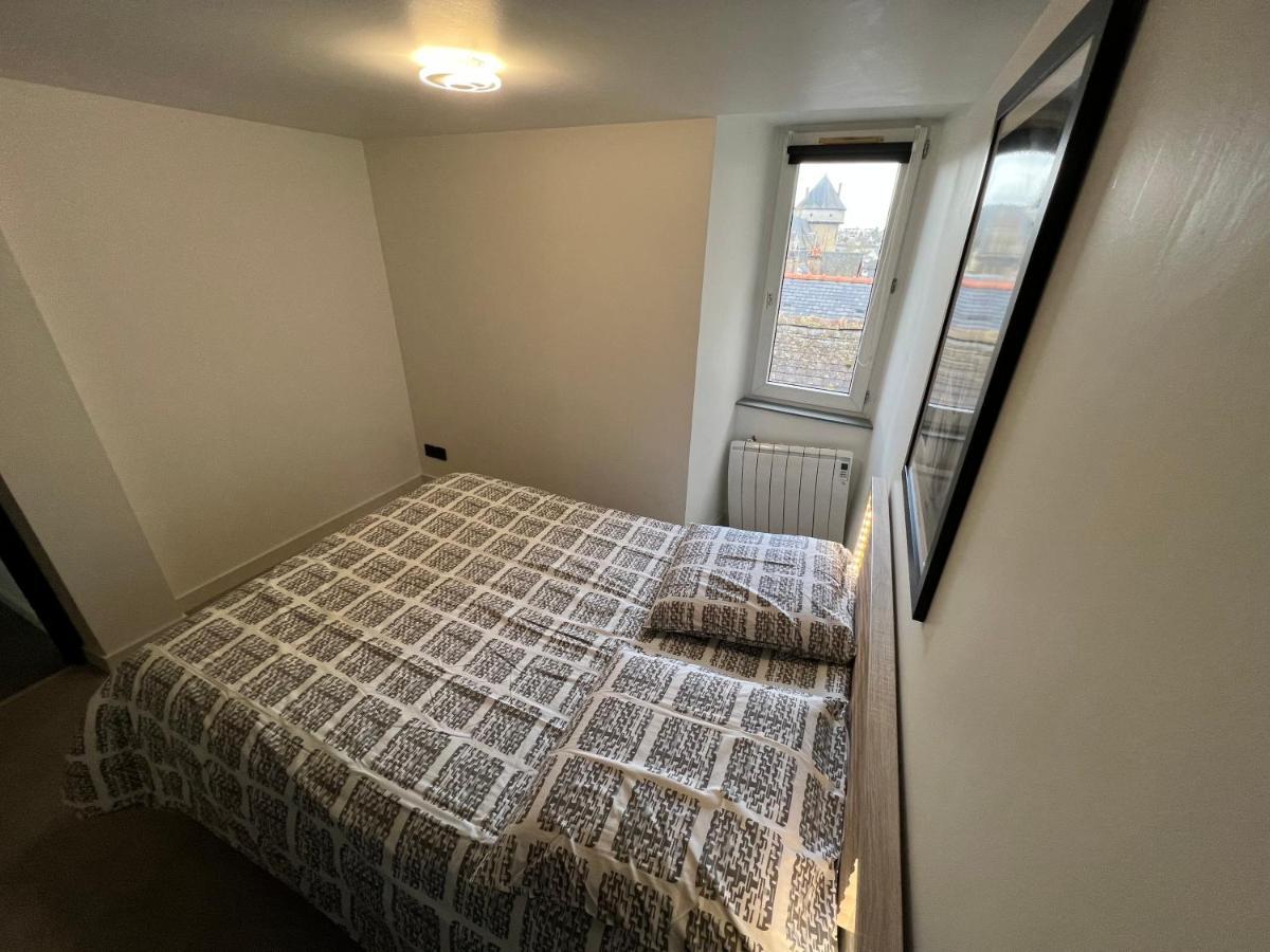 Appartement Le Vieux Laval à Laval  Extérieur photo